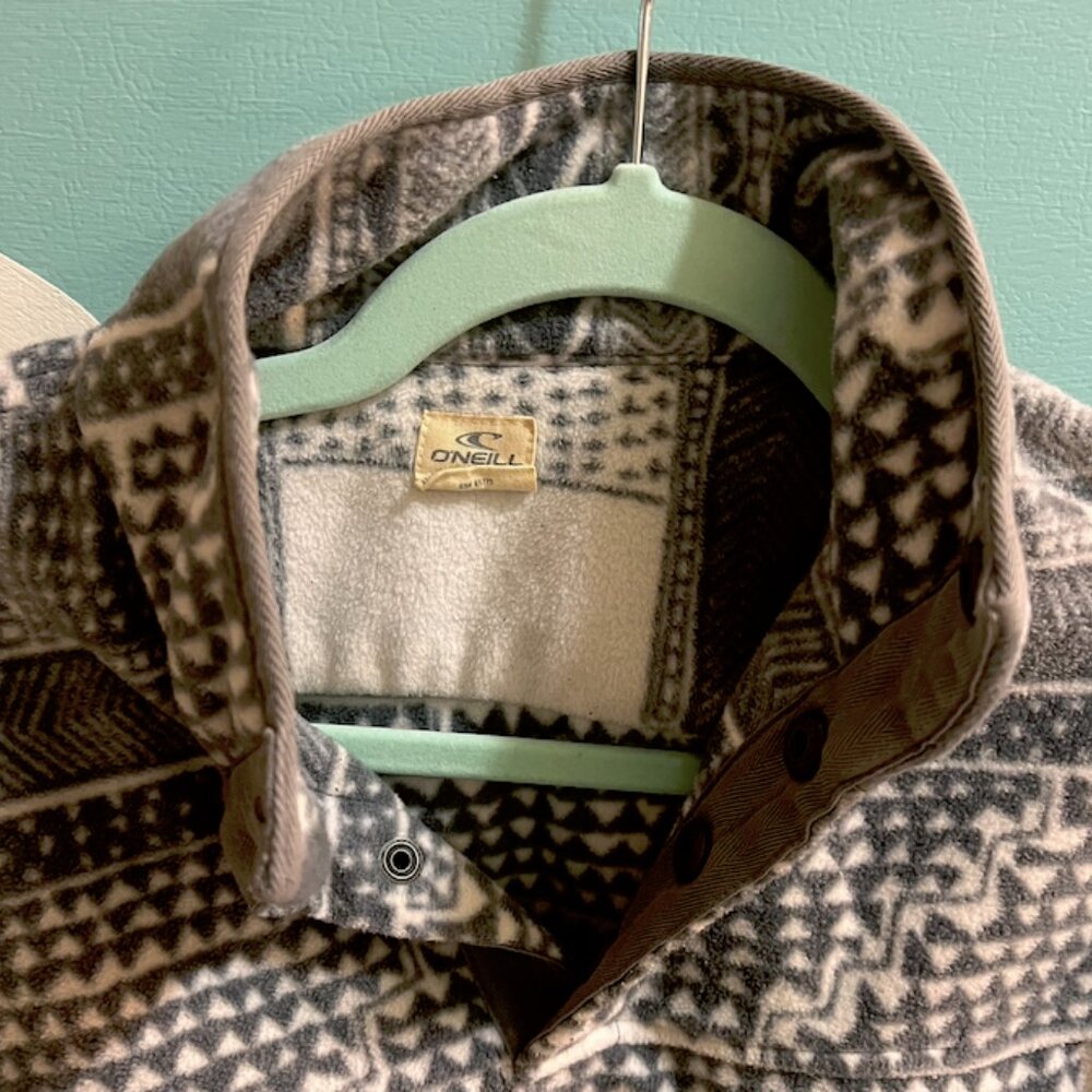 O'Neill Quarter Button Pullover Patterned Fleece Sweater - Picture 2 of 9